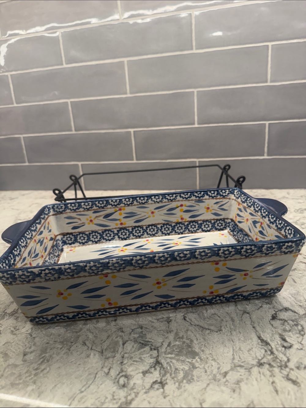 Temp-tations Old World 2.5 QT Baking Dish with Rack -Blue Floral - Picture 5 of 9